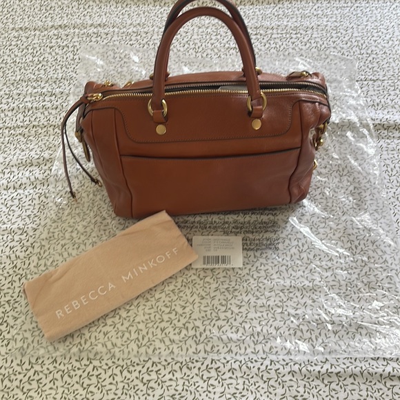 M.A.B. 2.0 Satchel‼️. REBECCA MINKOFF  ❤️ - Picture 4 of 10